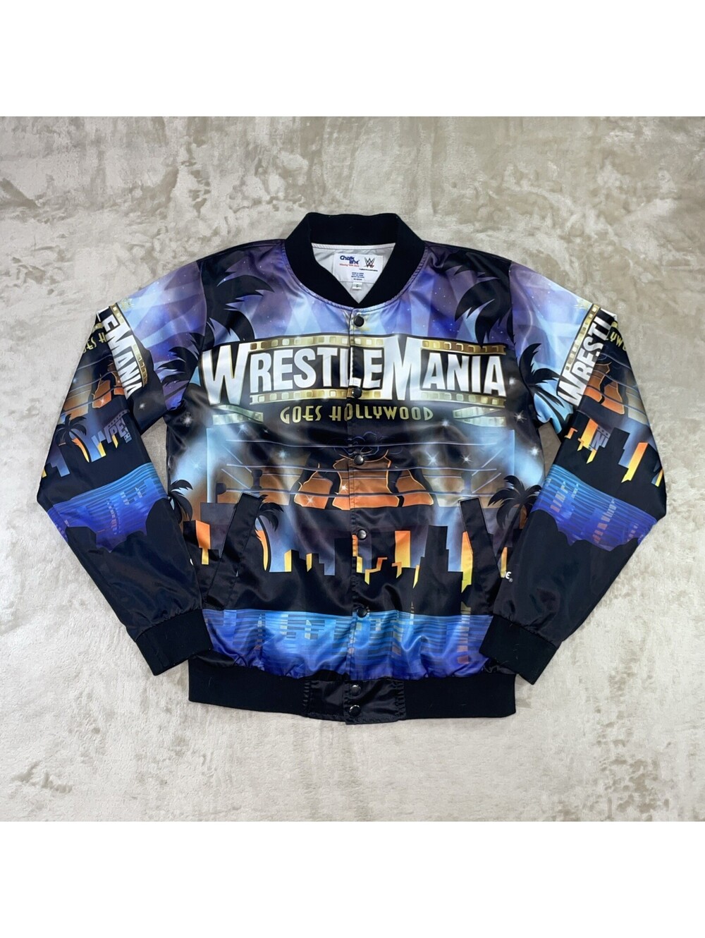 Rare Chalk Line WWE Wrestlemania Goes Hollywood Satin Jacket Mens Small - EUC